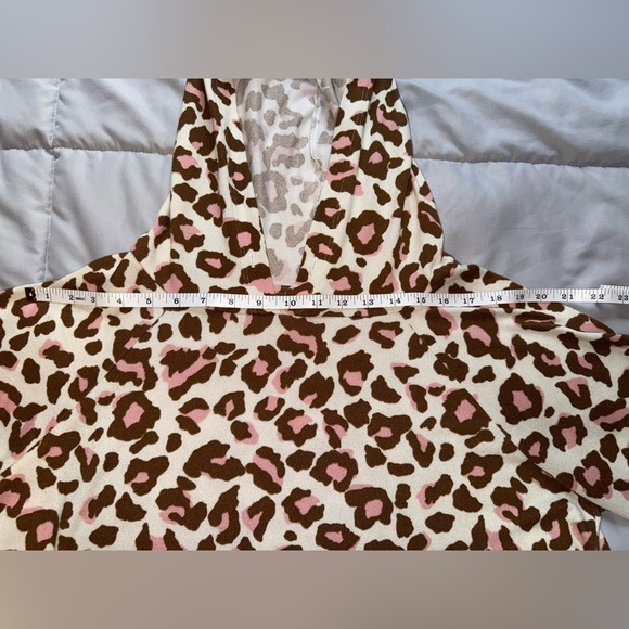 Leopard Print Hoodie - Picture 4 of 6